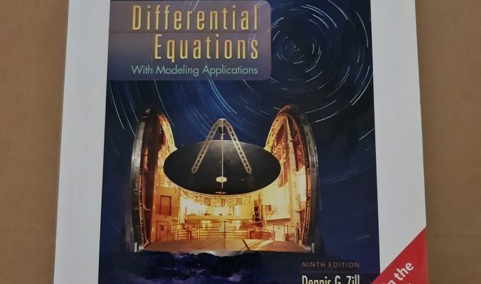 A first course in differential equations zill